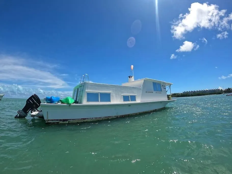 Hotel Beautiful Houseboat In Key West