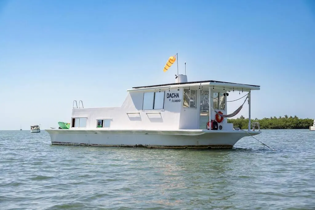 Beautiful Houseboat In Key West 호텔 보트호텔
